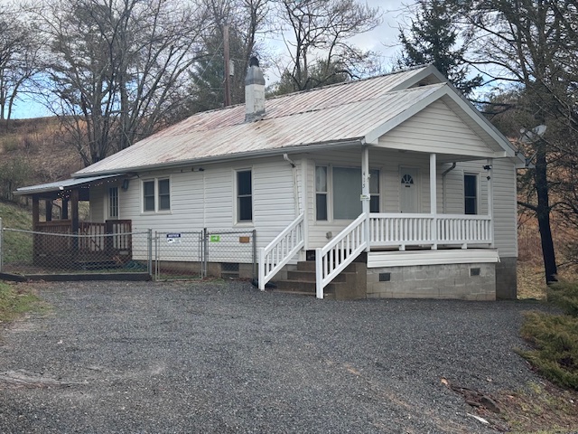 415 Richland Creek Rd.